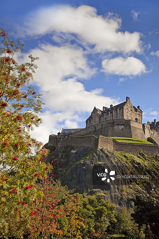 从王子街花园拍摄的爱丁堡城堡图片素材