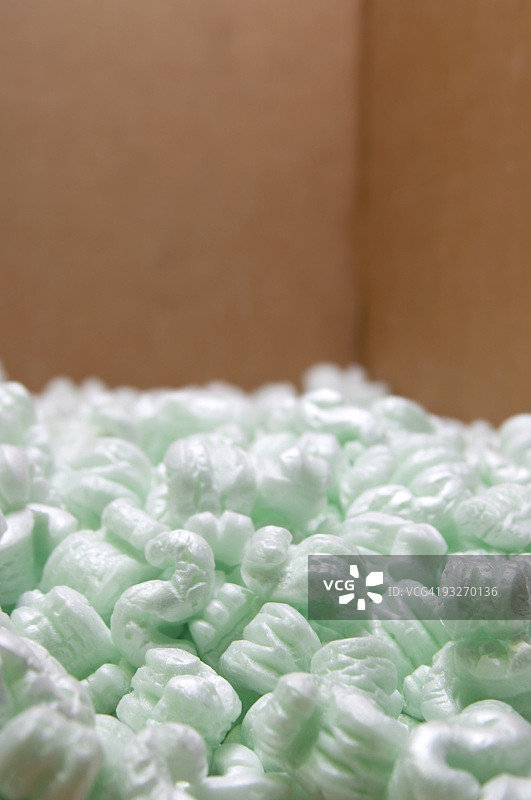 盒子和泡沫塑料填充物图片素材