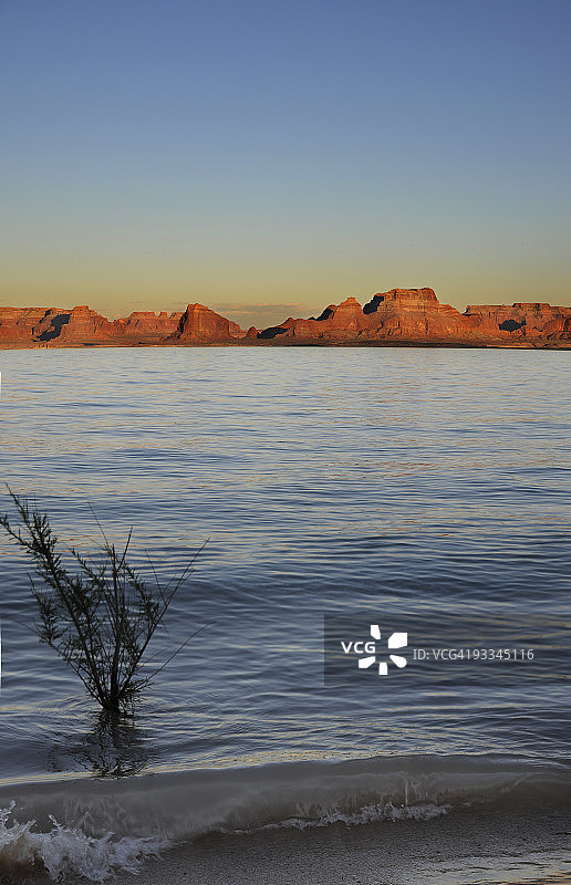 日落海浪三重全景图片素材