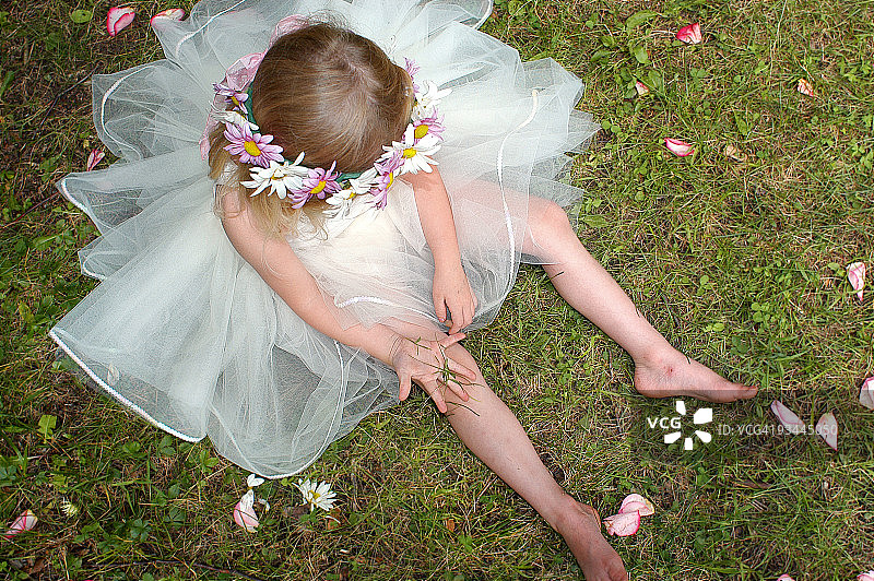 花的女孩图片素材