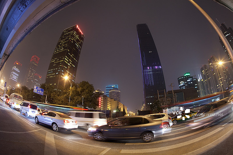 高峰时段的市中心图片素材