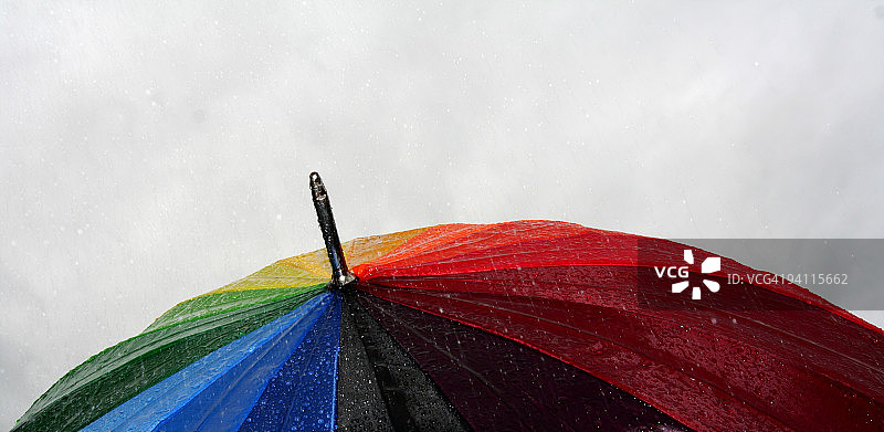 雨中伞图片素材