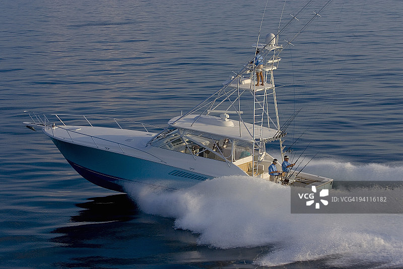 渔船上的男人们图片素材