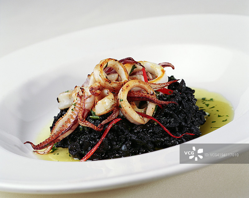 墨鱼汁烩饭图片素材