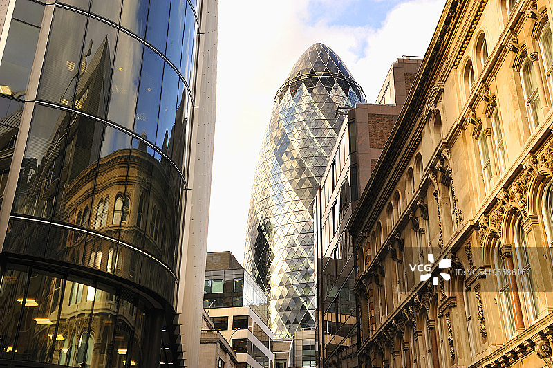 瑞士再保险塔图片素材