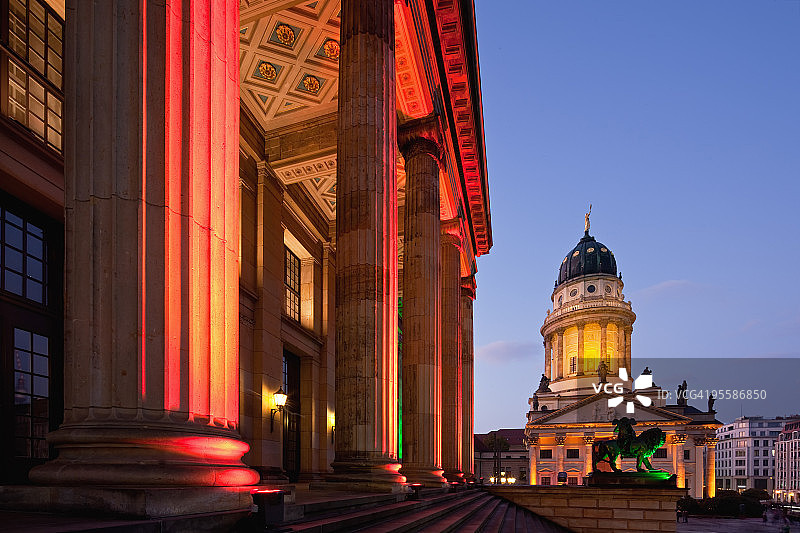 柏林宪兵广场的黄昏图片素材