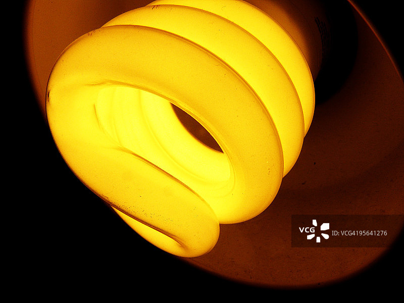 荧光灯泡图片素材