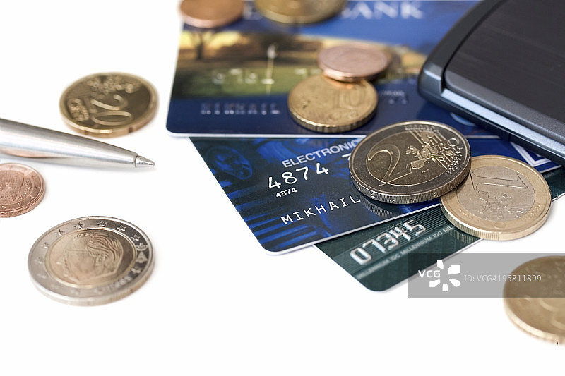 信用卡和欧元硬币图片素材
