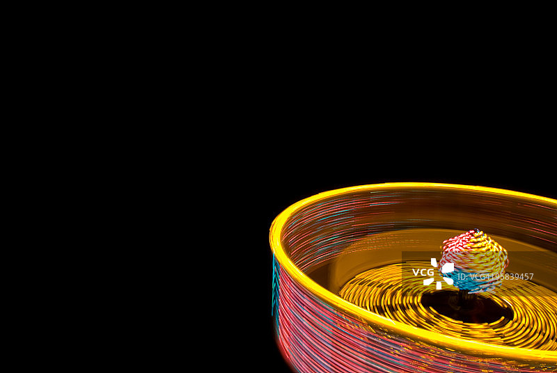 旋转离心游乐设施图片素材