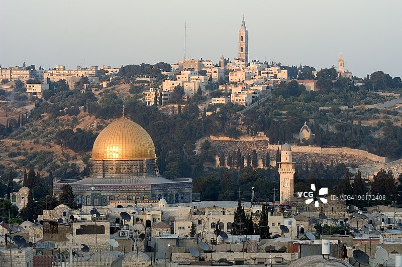 耶路撒冷圆顶清真寺、圣殿山、老城墙、联合国教科文组织世界遗产和橄榄山，以色列，中东图片素材