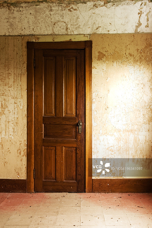 Grunge风格门图片素材