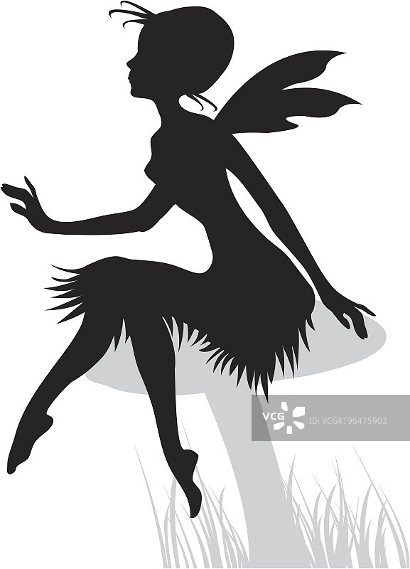 坐在蘑菇上的仙女图片素材