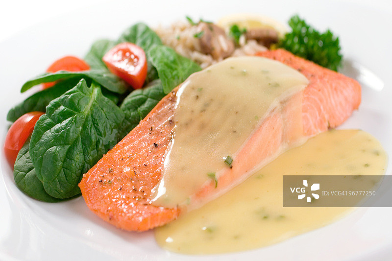 三文鱼晚餐图片素材