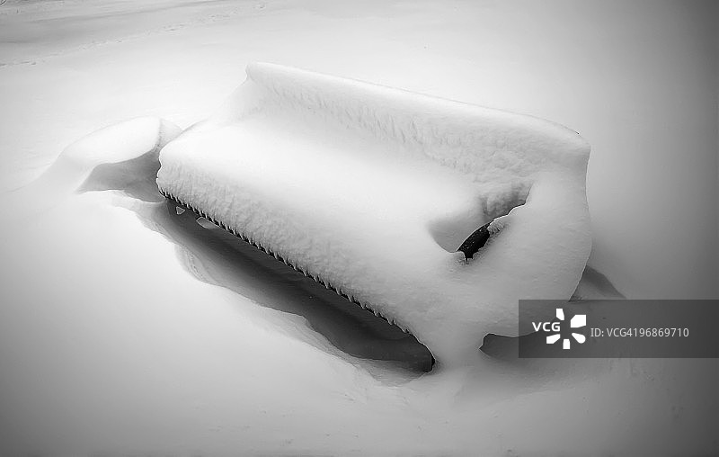 雪地长椅图片素材