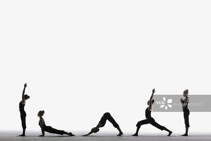 做各种瑜伽姿势的女子图片素材