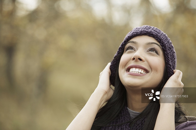 微笑的女人图片素材