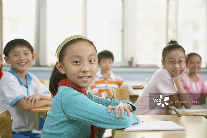 课堂上的学生们图片素材