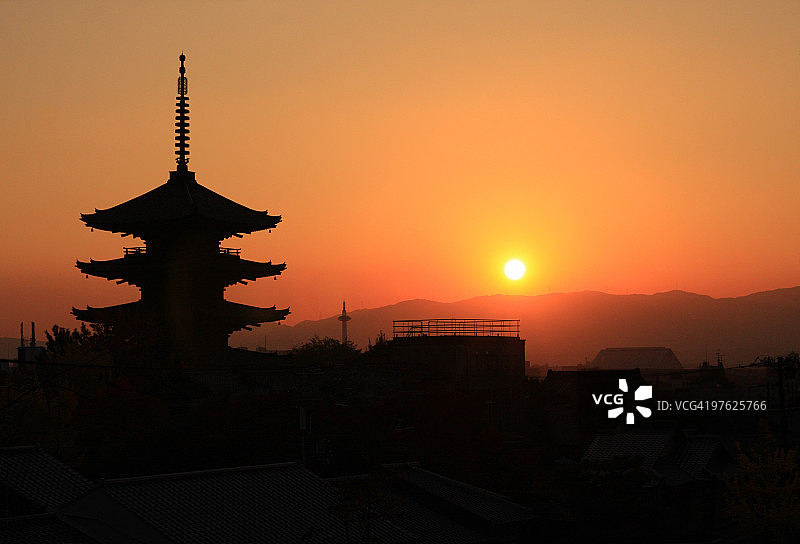 日落时分的京都高台寺图片素材