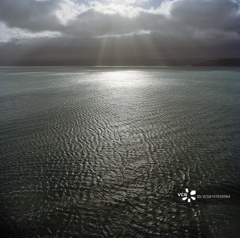 北岛和南岛之间的库克海峡图片素材