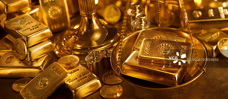 金条和硬币全景图片素材