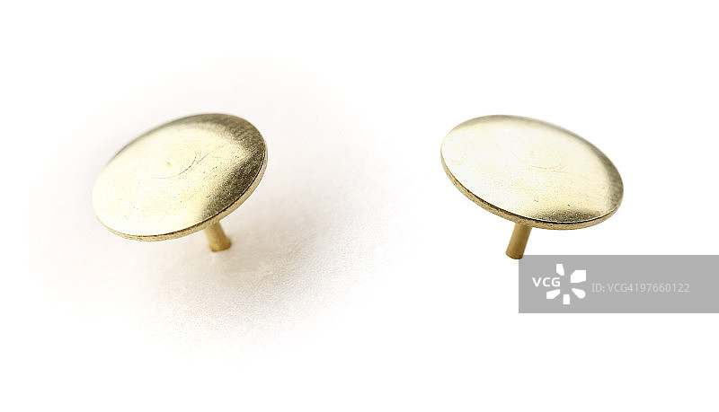 金色图钉图片素材