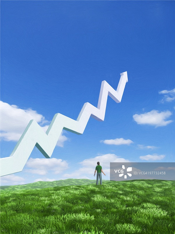 看着天空中箭头的男人图片素材