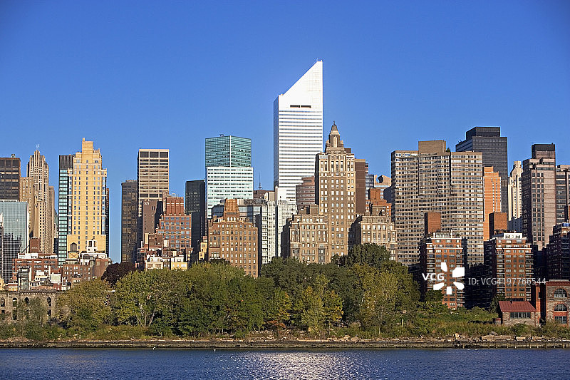 水岸城市景观图片素材