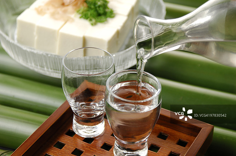 冰镇清酒和豆腐图片素材