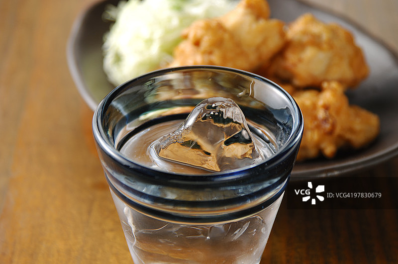 烧酒和炸鸡图片素材