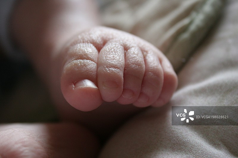 满是皱纹的小脚趾图片素材