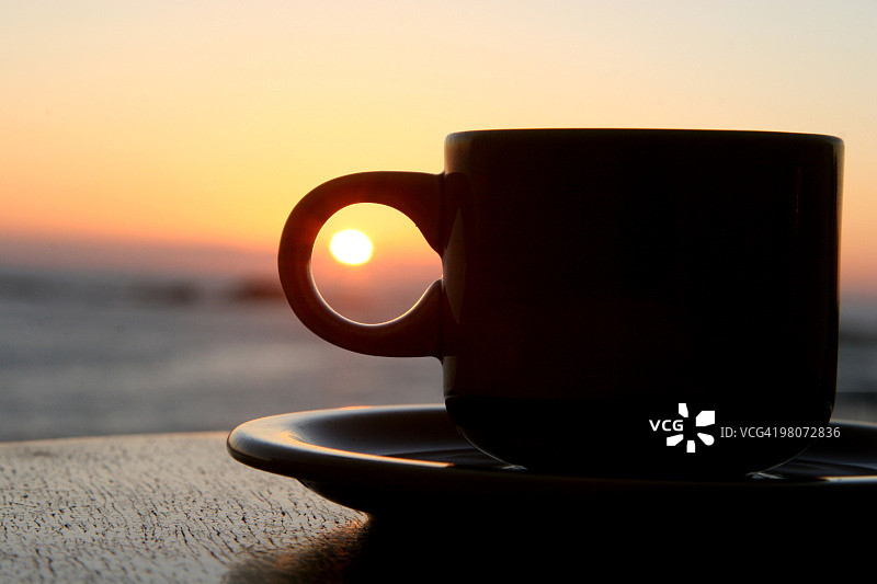 日落下的咖啡图片素材