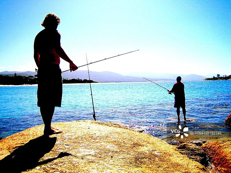 钓鱼剪影图片素材