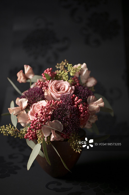 花瓶中的插花图片素材