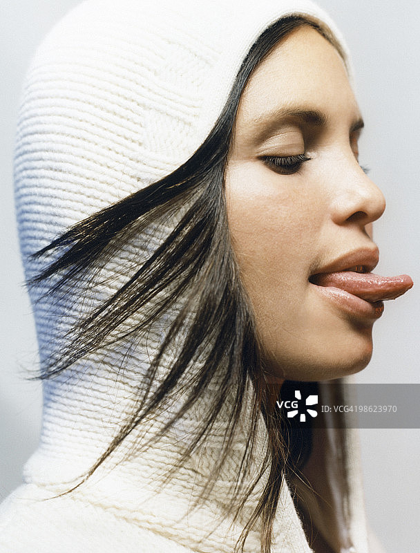 吐舌头的女人图片素材