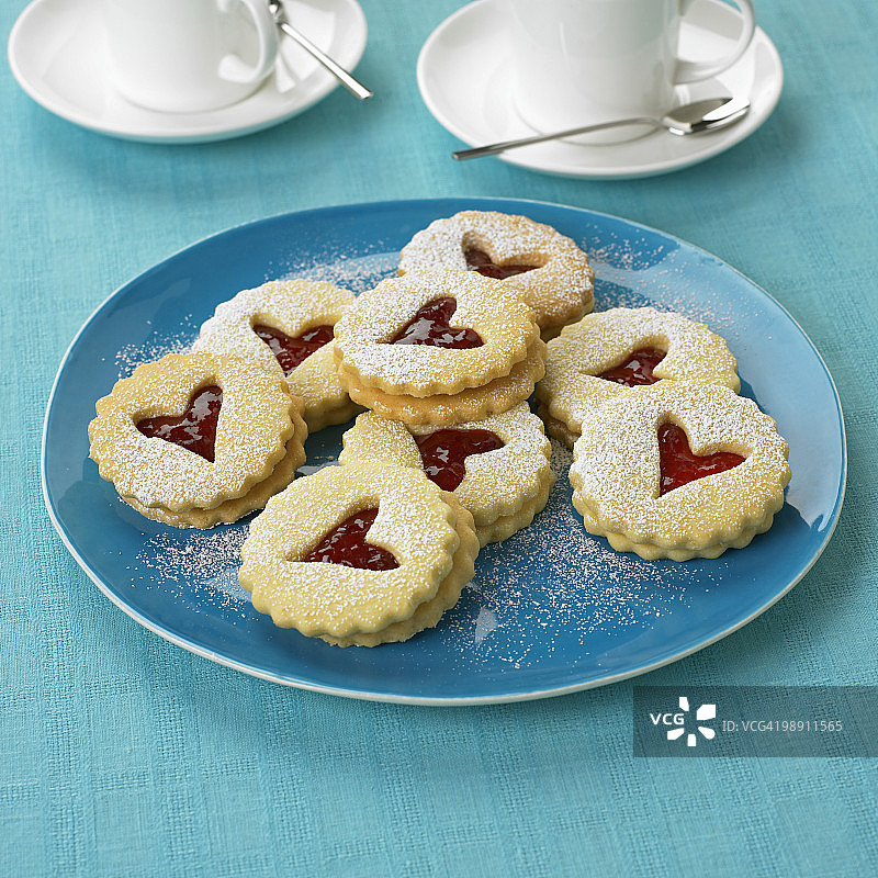 盘中的果酱饼干特写图片素材