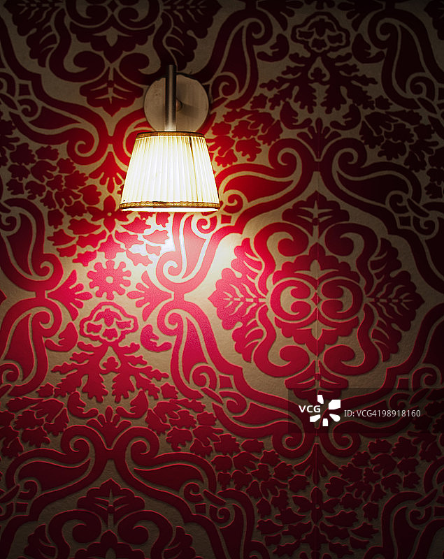 墙壁上的光线图片素材