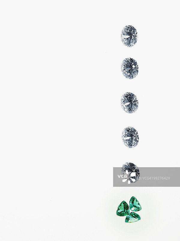 钻石与祖母绿图片素材