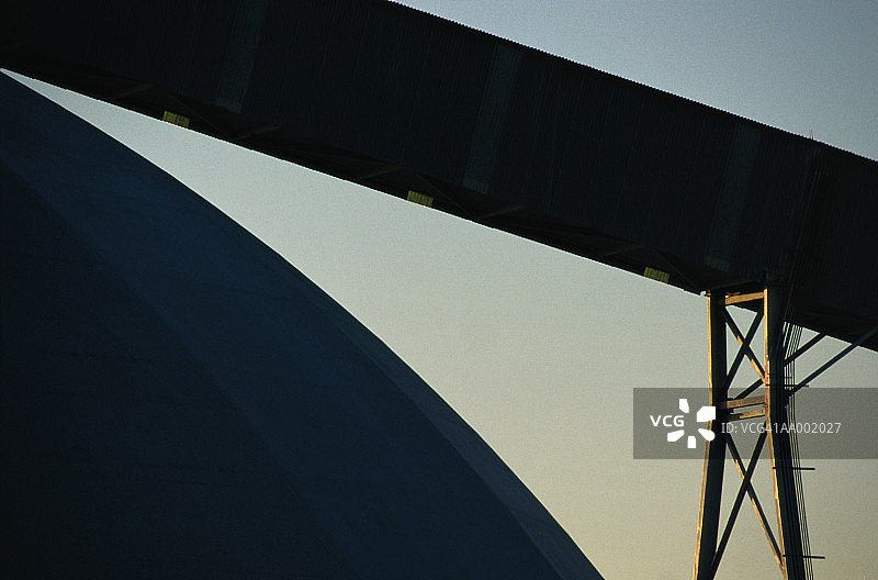 造纸厂的滑槽图片素材