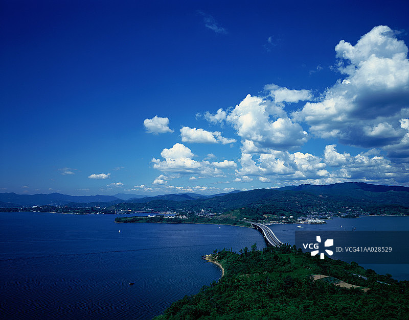 日本滨名湖上的高速公路桥梁图片素材