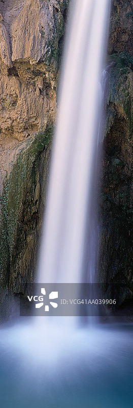 亚利桑那州大峡谷国家公园的穆尼瀑布图片素材