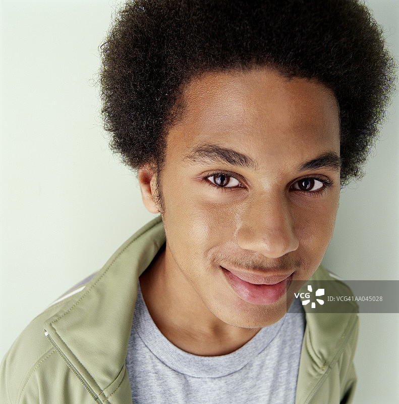 少年(12-14岁)，肖像图片素材