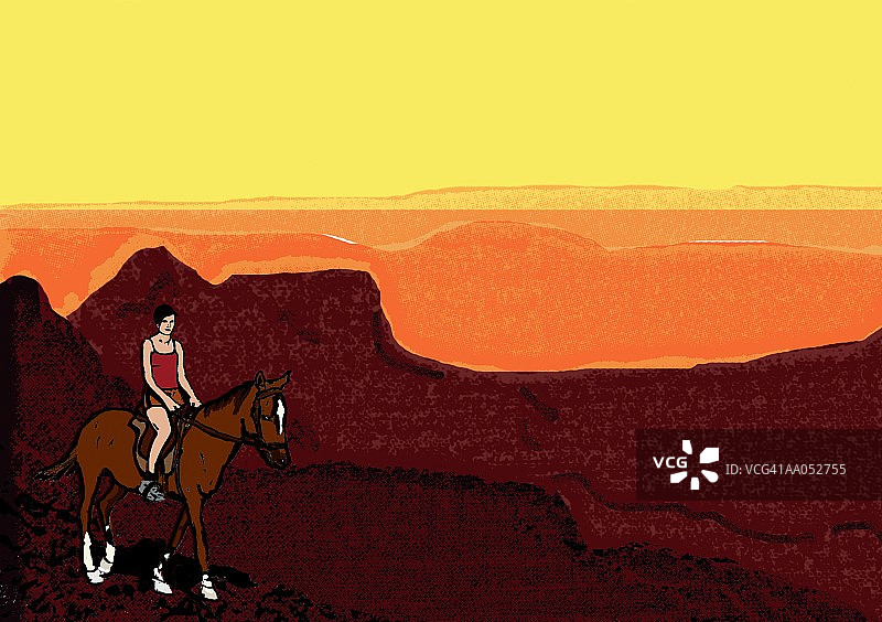 女人在日落时分骑马穿过群山图片素材