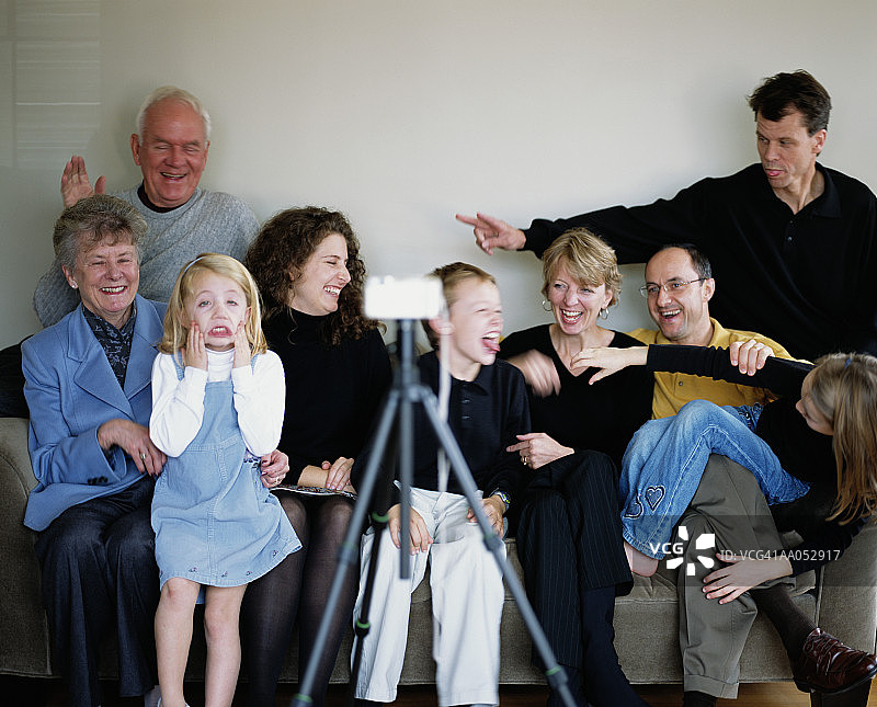 几代家庭合影留念图片素材