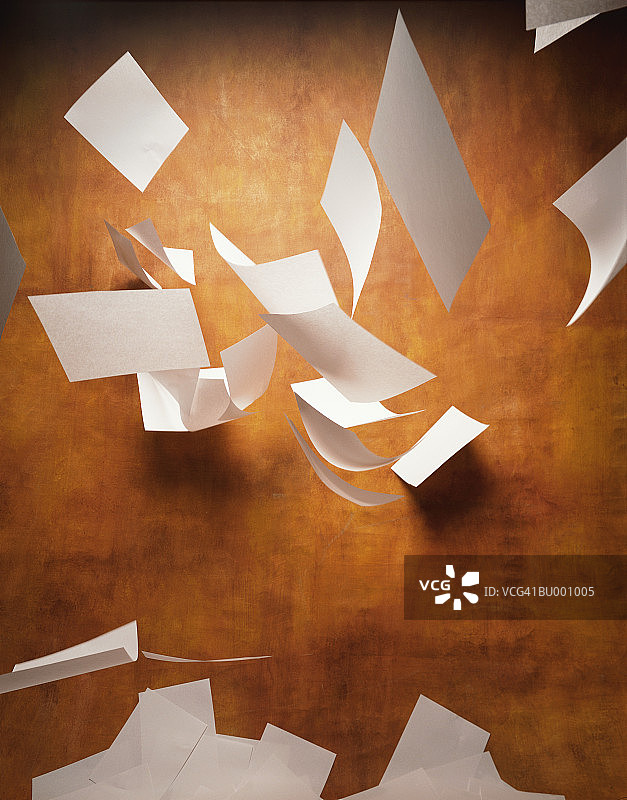 纸张飘落图片素材