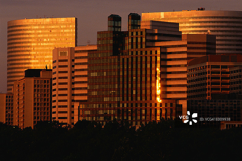 罗斯林建筑群日出景色图片素材