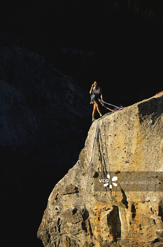 高峰对话图片素材