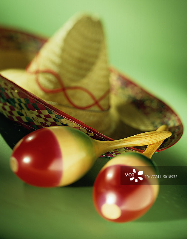 沙锤和阔边帽图片素材