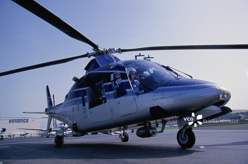 紧急空运图片素材