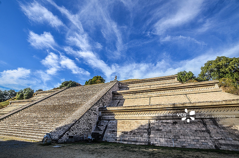 墨西哥乔卢拉金字塔图片素材