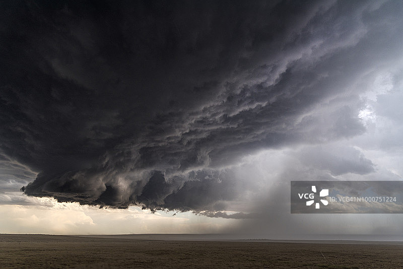 美国科罗拉多州莱蒙冰雹风暴图片素材